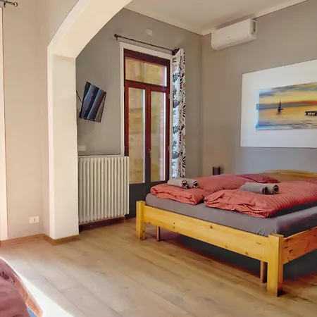 Angelina - View Dreams Bed & Breakfast Cannero Riviera