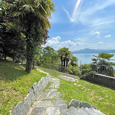 Angelina - View Dreams Cannero Riviera